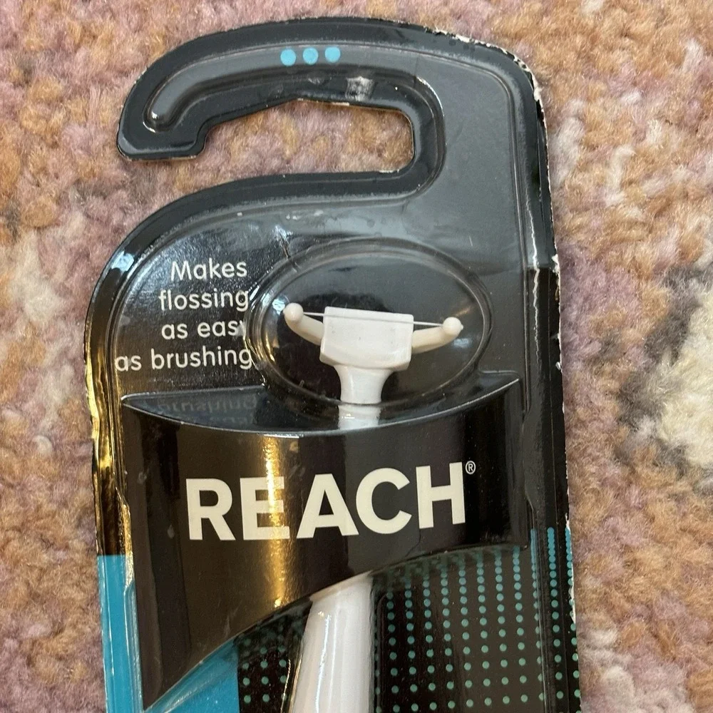 Reach Access Flosser with Disposable 8 Snap On Floss Heads SEALED Orange 2009